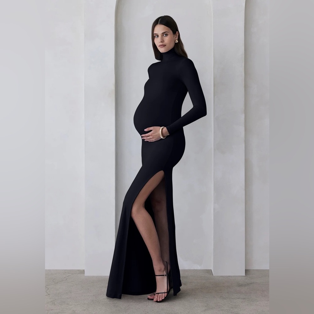 Bumpsuit Black Long-Sleeve Maternity Maxi Dress with High Slit